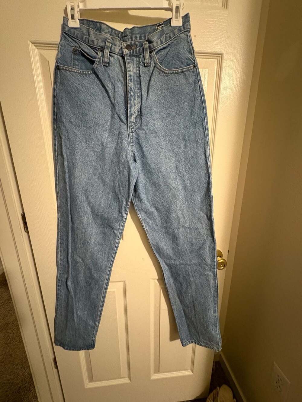 90’s Vintage l.e.i. High Waisted Mom Jeans Light Wash Tapered Leg